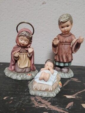 Vintage Goebel Berta Hummel 1996 Holy Family Nativity Set BH 26